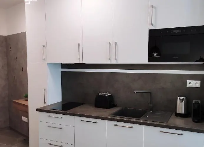 Carbona Silver Deluxe