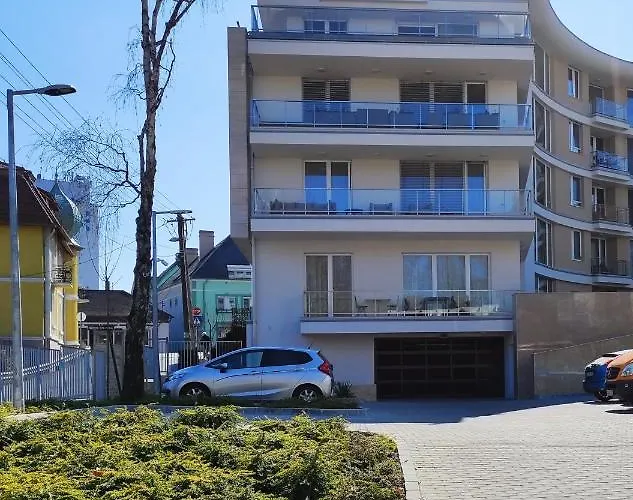 דירה Carbona Silver Deluxe *